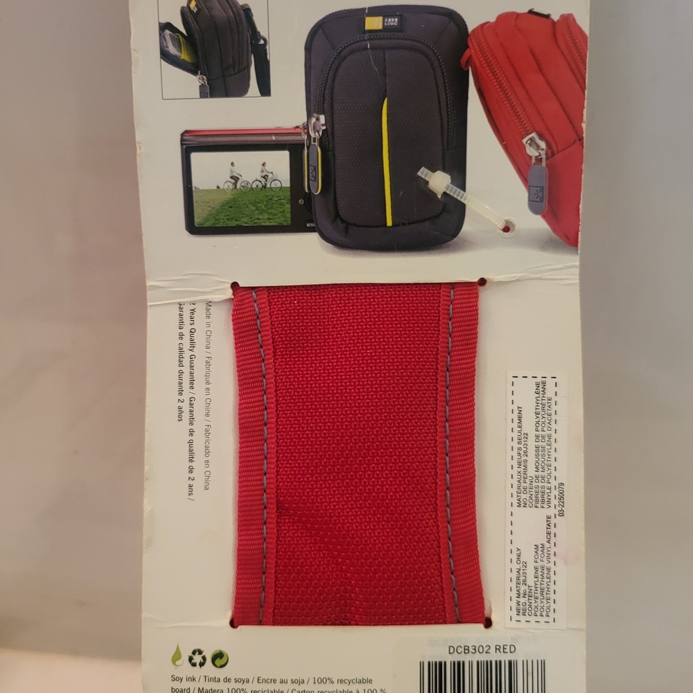 Red Compact Camera Case - Picture 2 of 2